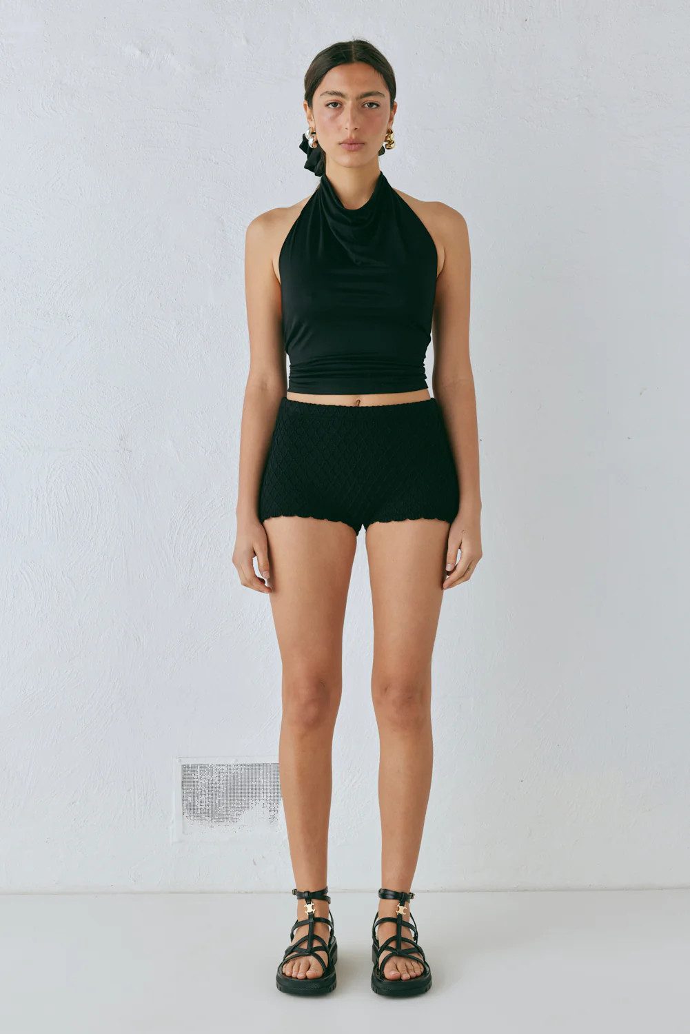 Inner Glow Knit Shorts Black | VRG Grl