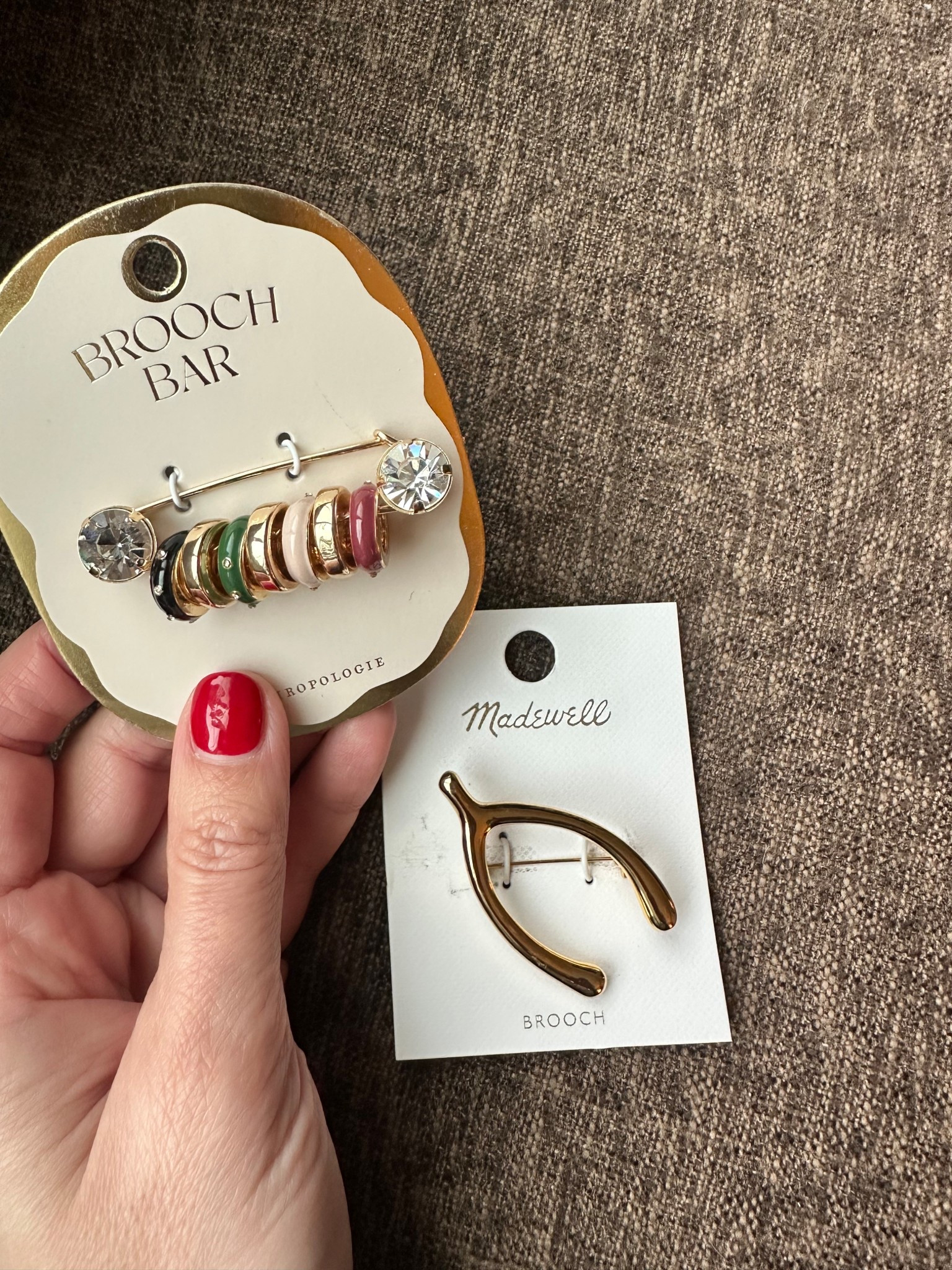 A couple cute brooches I picked up over the weekend from Anthro and Madewell! So cute! 