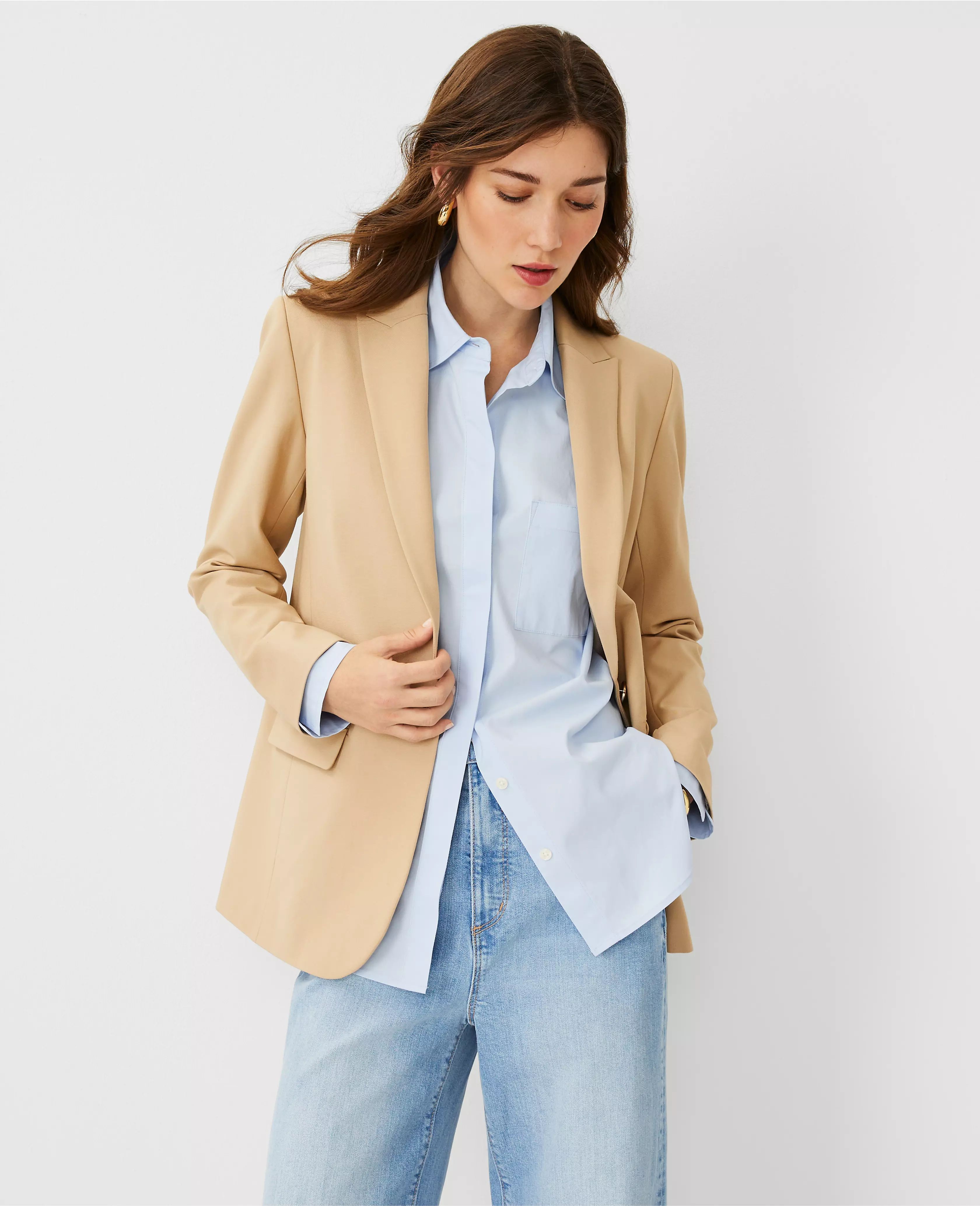 The Petite Longline Blazer in Bi-Stretch Twill | Ann Taylor (US)