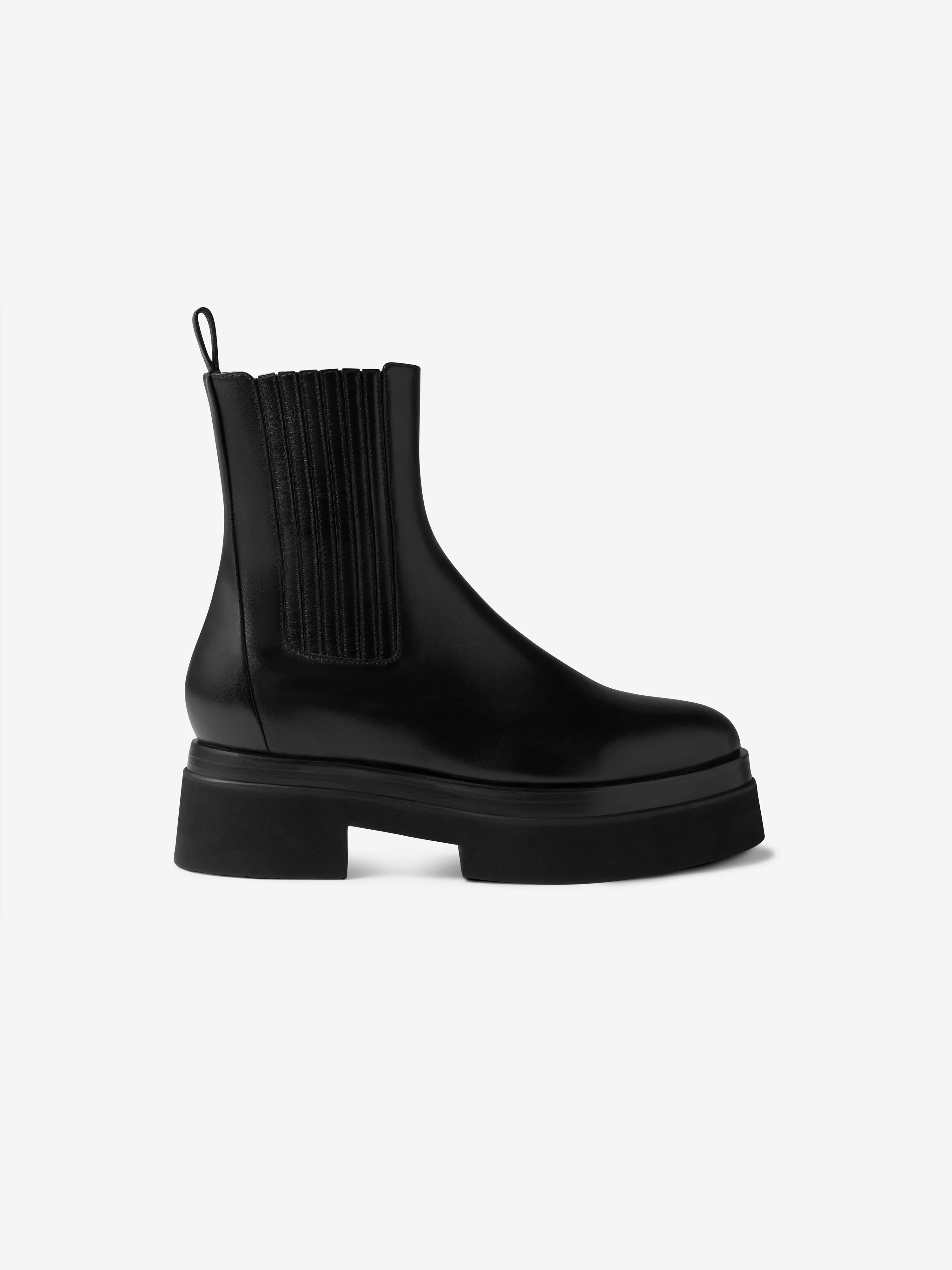 Clash - Vitello | Tamara Mellon