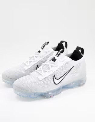 Nike Air Vapormax 2021 flyknit sneakers in white | ASOS (Global)