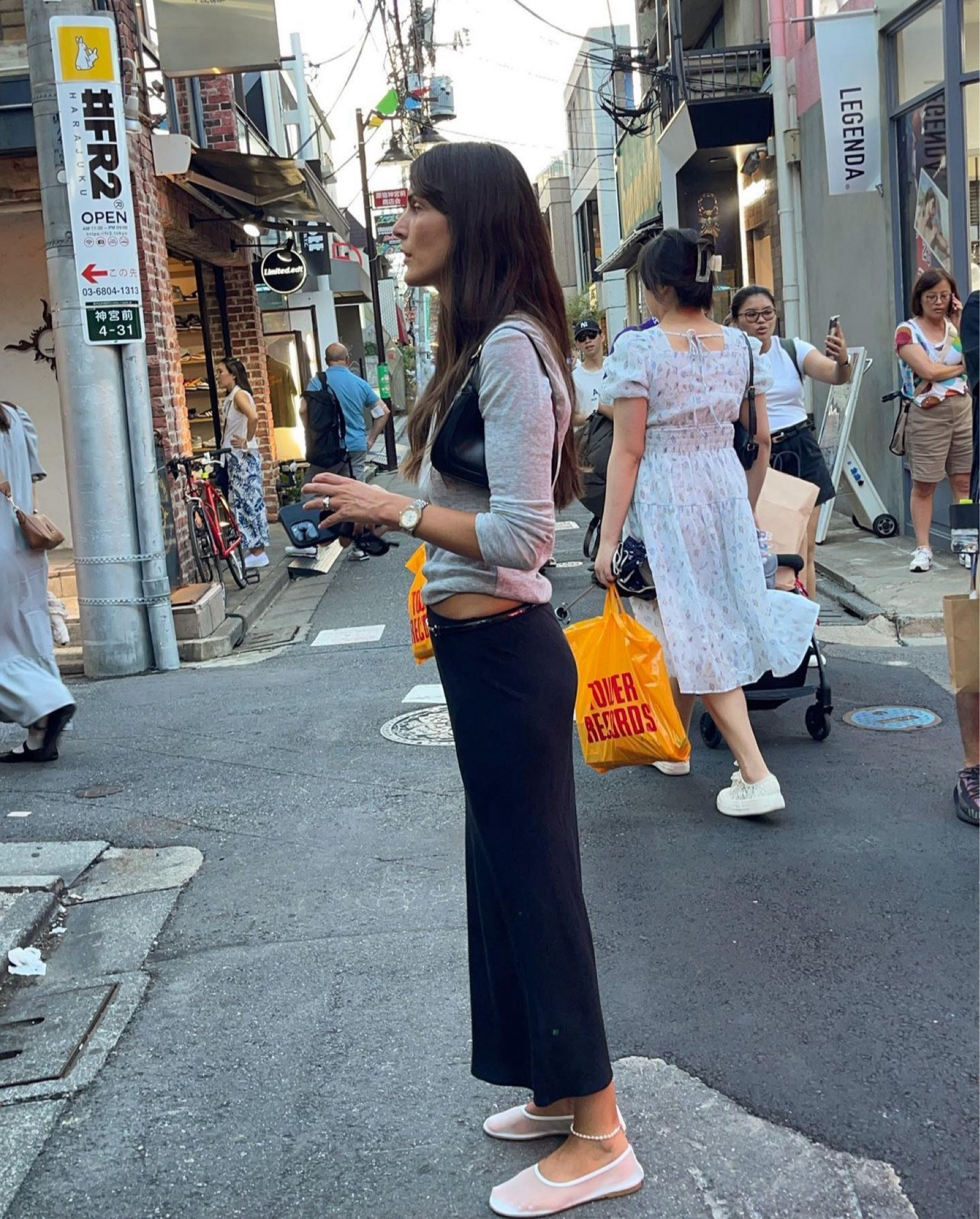 Mesh Flat Shoes Look 



#LTKstyletip #LTKfamily