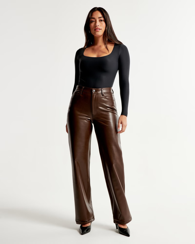 Curve Love Vegan Leather 90s Relaxed Pant | Abercrombie & Fitch (US)