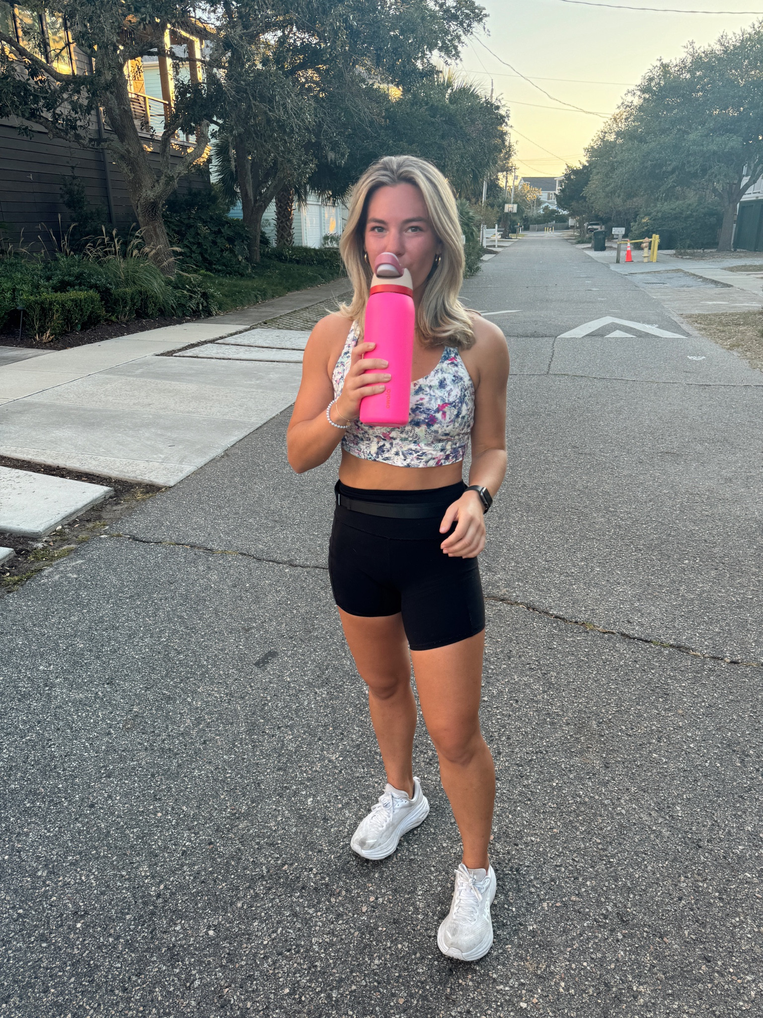 Running outfit!!!! Best water bottle! Great gift idea  

#LTKGiftGuide #LTKfitness #LTKfindsunder50