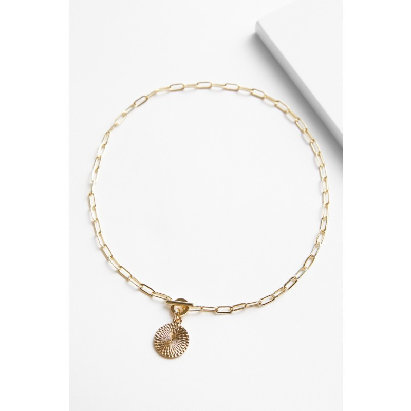 Evereve  Tinsley Pendant Toggle Necklace | Evereve