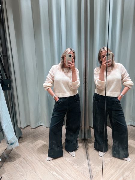 A simple comfy outfit for a shopping trip.

Wearing a L in the knit and a 29 in the jeans. 

Mesh flats
H&M
Sezane
Freepeople
Spring outfit
Summer outfit
Everyday outfit
Outfit inspo 


#LTKfindsunder50 #LTKSeasonal #LTKstyletip