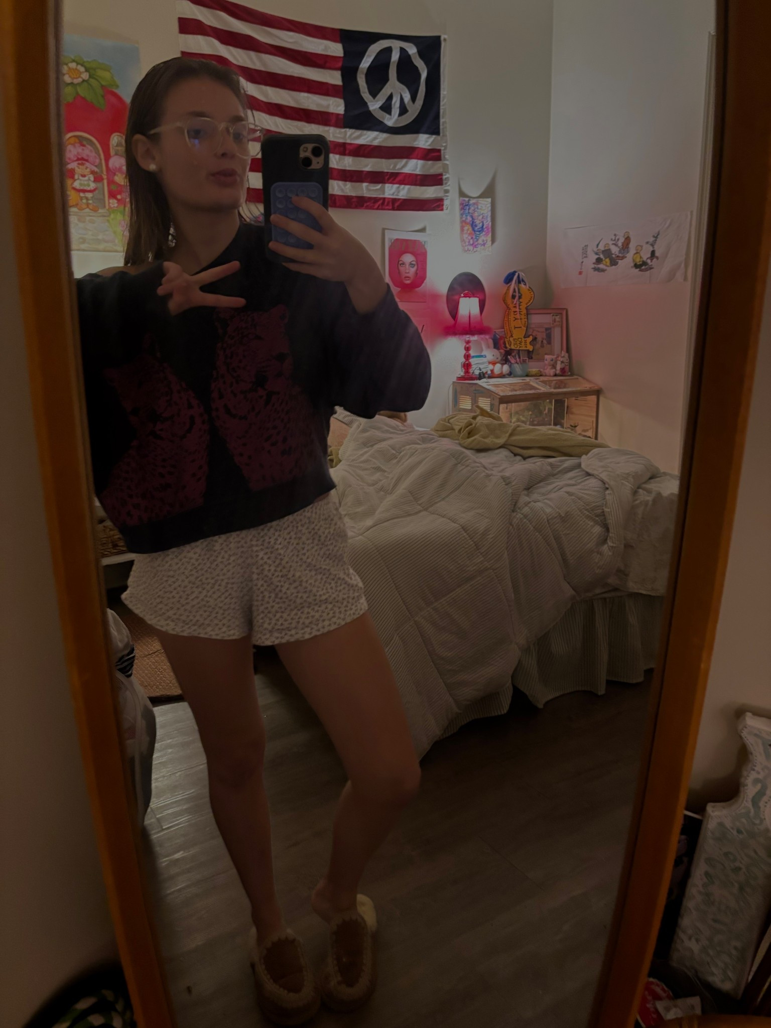 Soft mornings, oversized layers, and my kind of comfort. Cozy staples I live in at home — effortless, wearable, and on repeat.
Collier Collective favorites, styled the way I actually wear them.
Shop the look with Collier Collective 🤍🩰

#CollierCollective #ltkhome #ltkstyle #ltkunder50 #cozycore #coolgirlstyle #everydaywear #effortlessfashion #athomeaesthetic #softlayers

#LTKootd #LTKmorningroutine #LTKgrwm