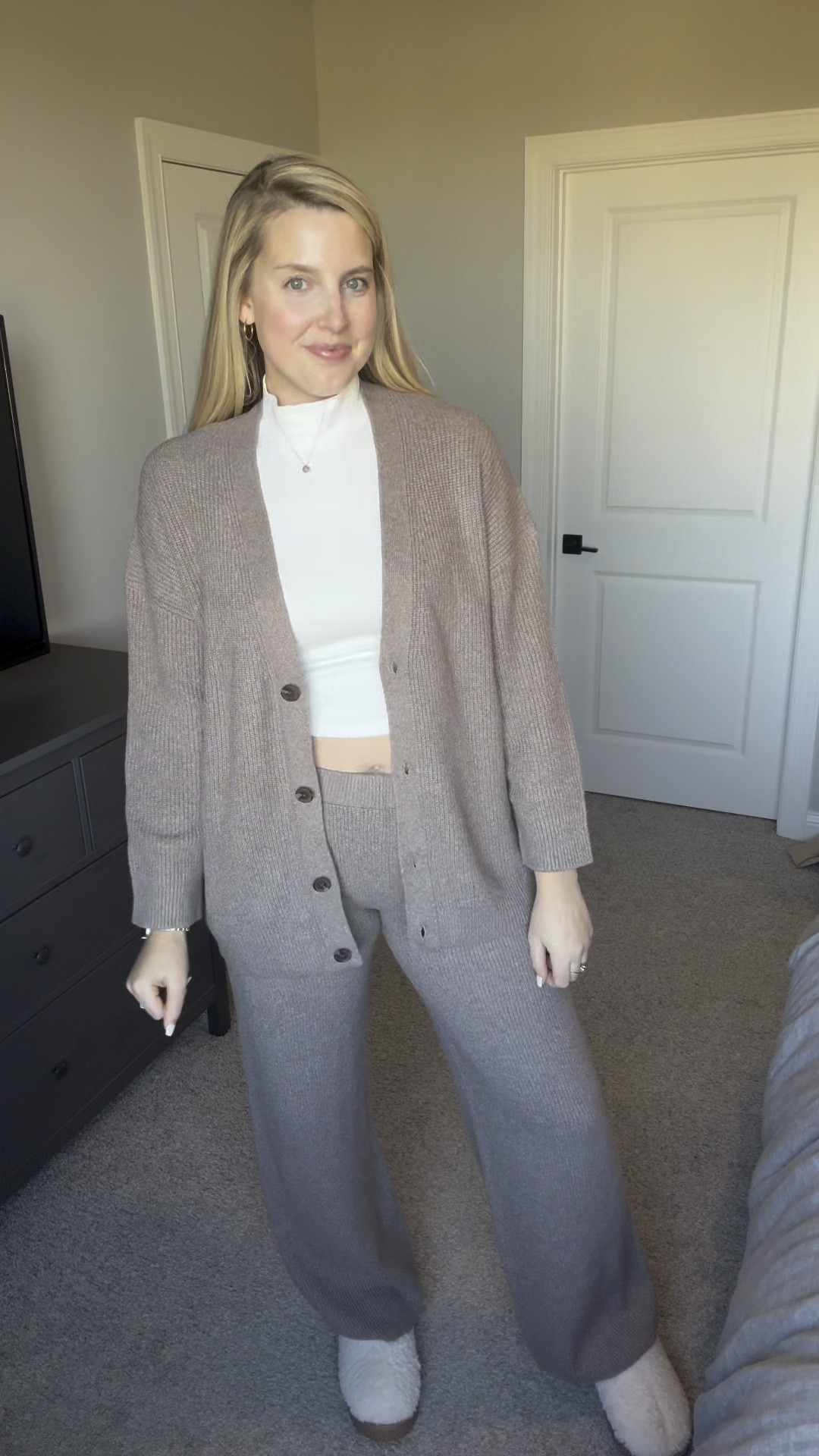 Thanksgiving outfit day 2

#LTKWatchNow #LTKHoliday #LTKMidsize