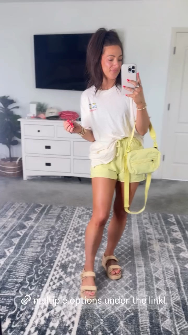 Cutest tee(s) from aerie! Perfectly oversized and way comfy and they have some really cute options! Use code LTK15 to save on my sherpani bag! #sponsored

#LTKPetite #LTKootd #LTKMidsize