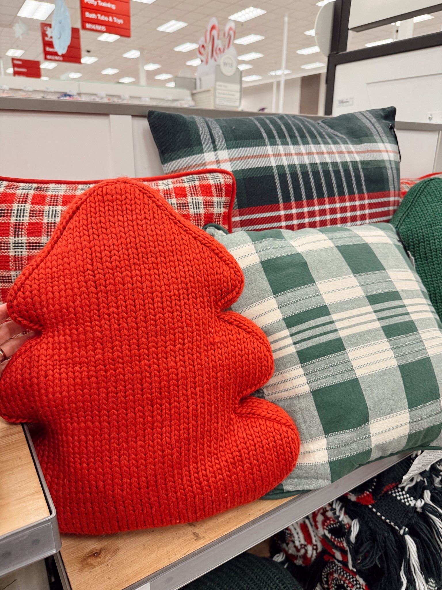 Holiday pillow heaven right here! Plaid, crotchet, trees and more! 

#LTKHoliday #LTKSeasonal #LTKGiftGuide