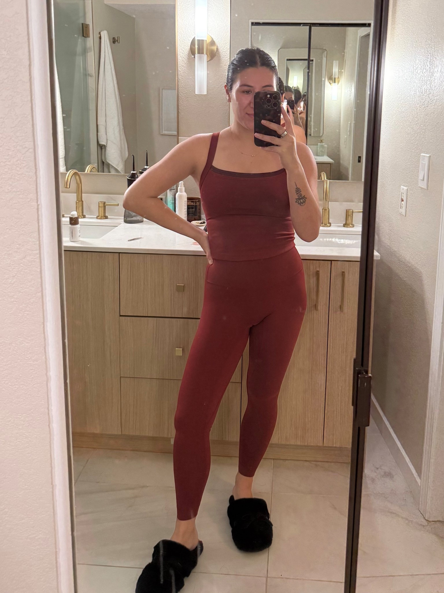 obsessed with this set & it comes in so many colors 

#LTKfitnessgoals #LTKActive #LTKHoliday