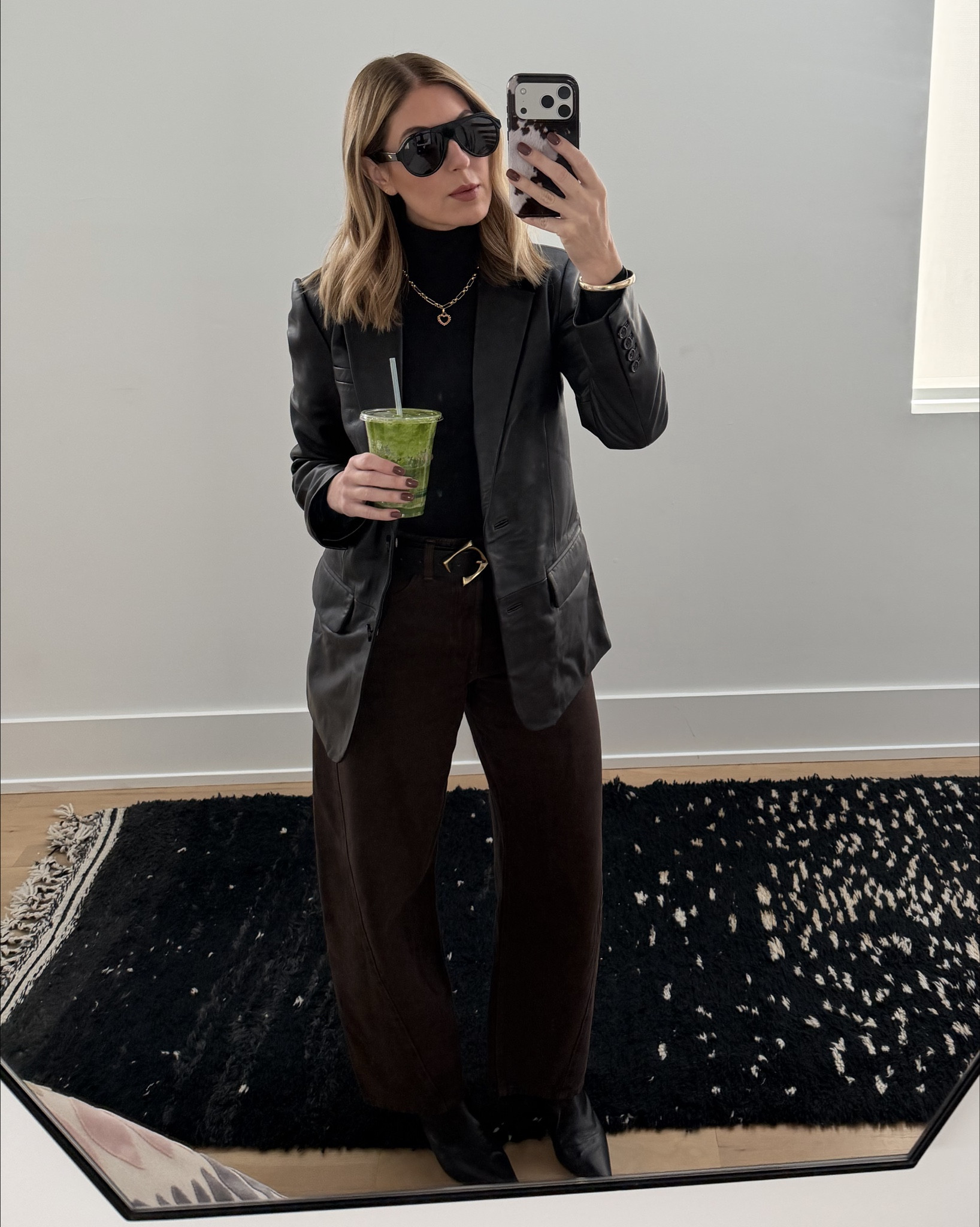 The chocolate brown barrel jeans I reach for on repeat. Flattering, easy, and under $75.
Save this for your fall outfit formula 🤎


#LTKOver40 #LTKFindsUnder100 #LTKootd