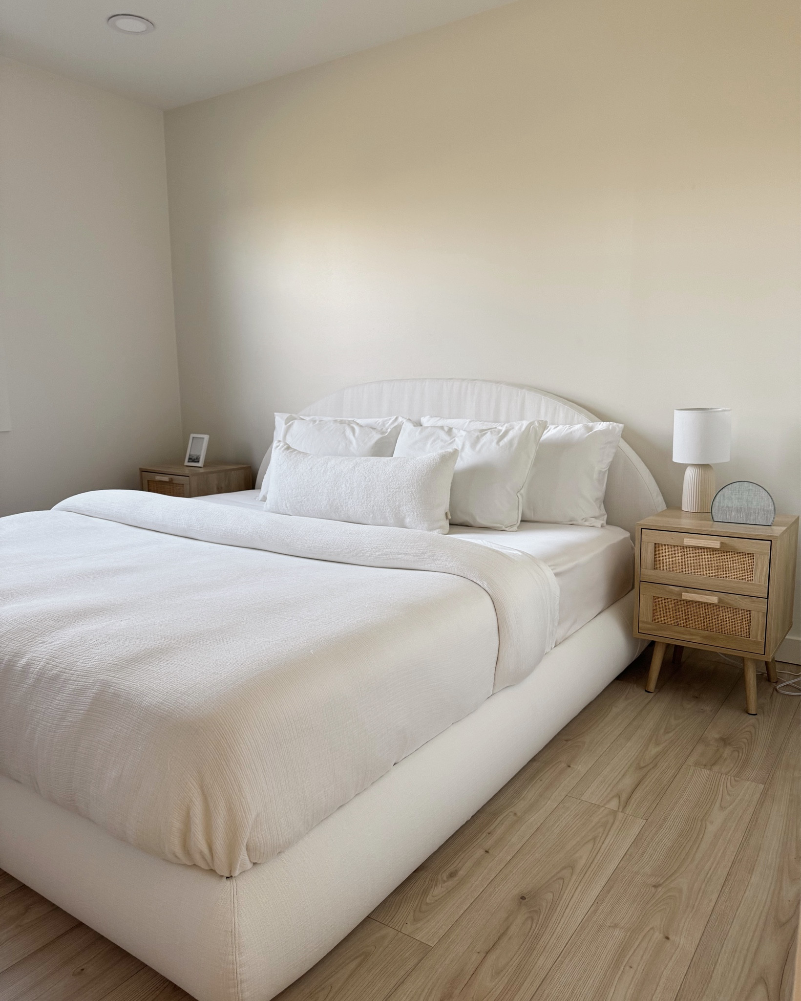 Bedroom links! 

Cozy bedroom, neutral bedroom, coastal modern, luxury bedding, neutral home, aesthetic bed frame 

#LTKWatchNow #LTKHome #LTKWedding