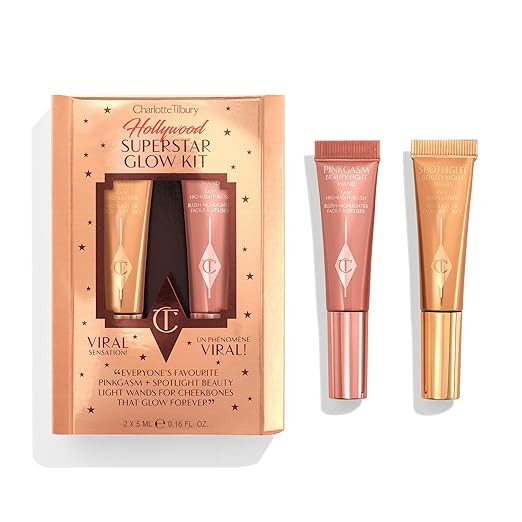 Charlotte Tilbury Beauty Light Wand Liquid Highlighter Makeup - Soft-Focus Highlighter & Blush fo... | Amazon (US)