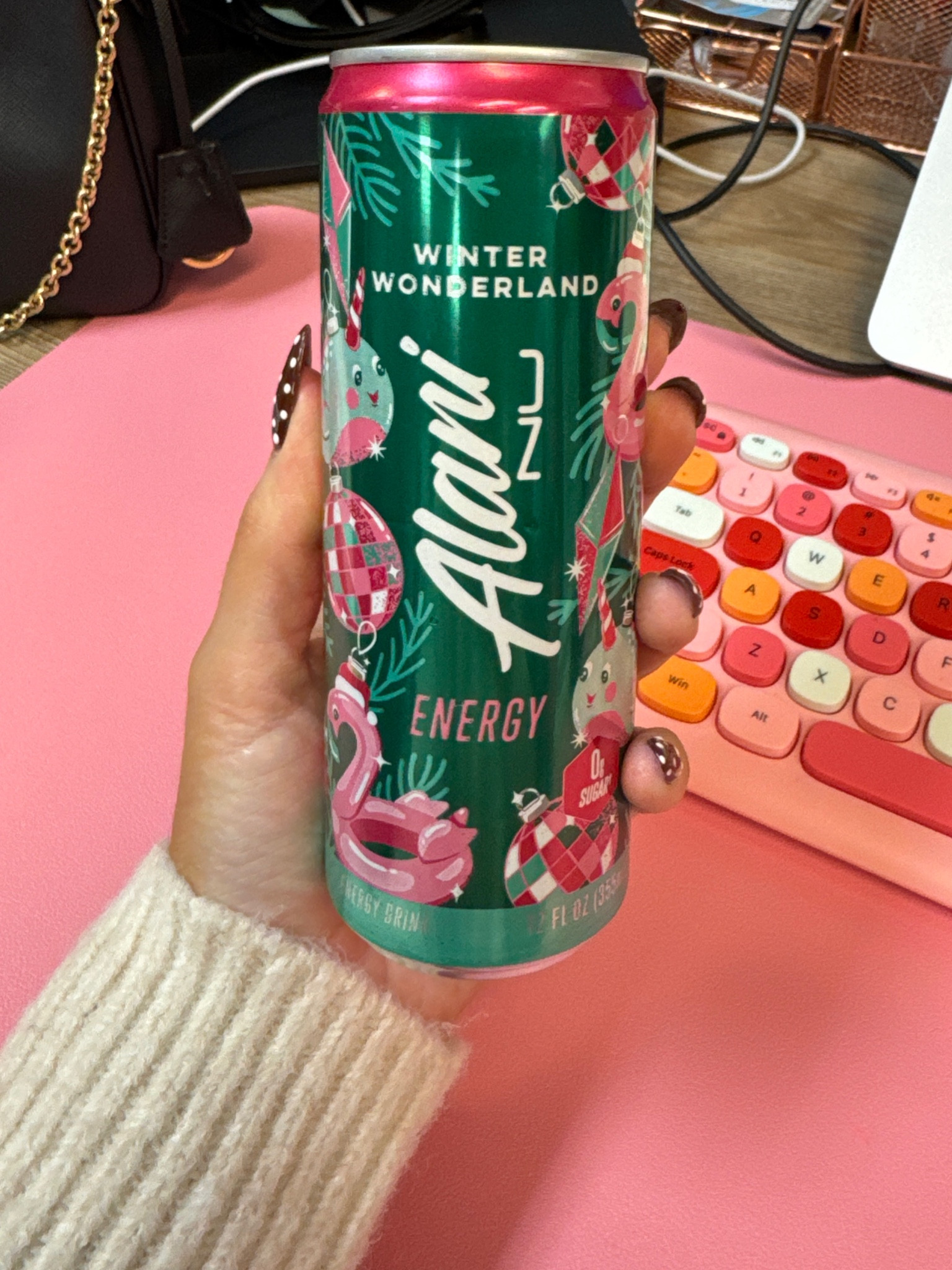 Alani Nu Winter Wonderland - Christmas Energy Drink ❤️🎄

#LTKHoliday #LTKSeasonal #LTKFitness