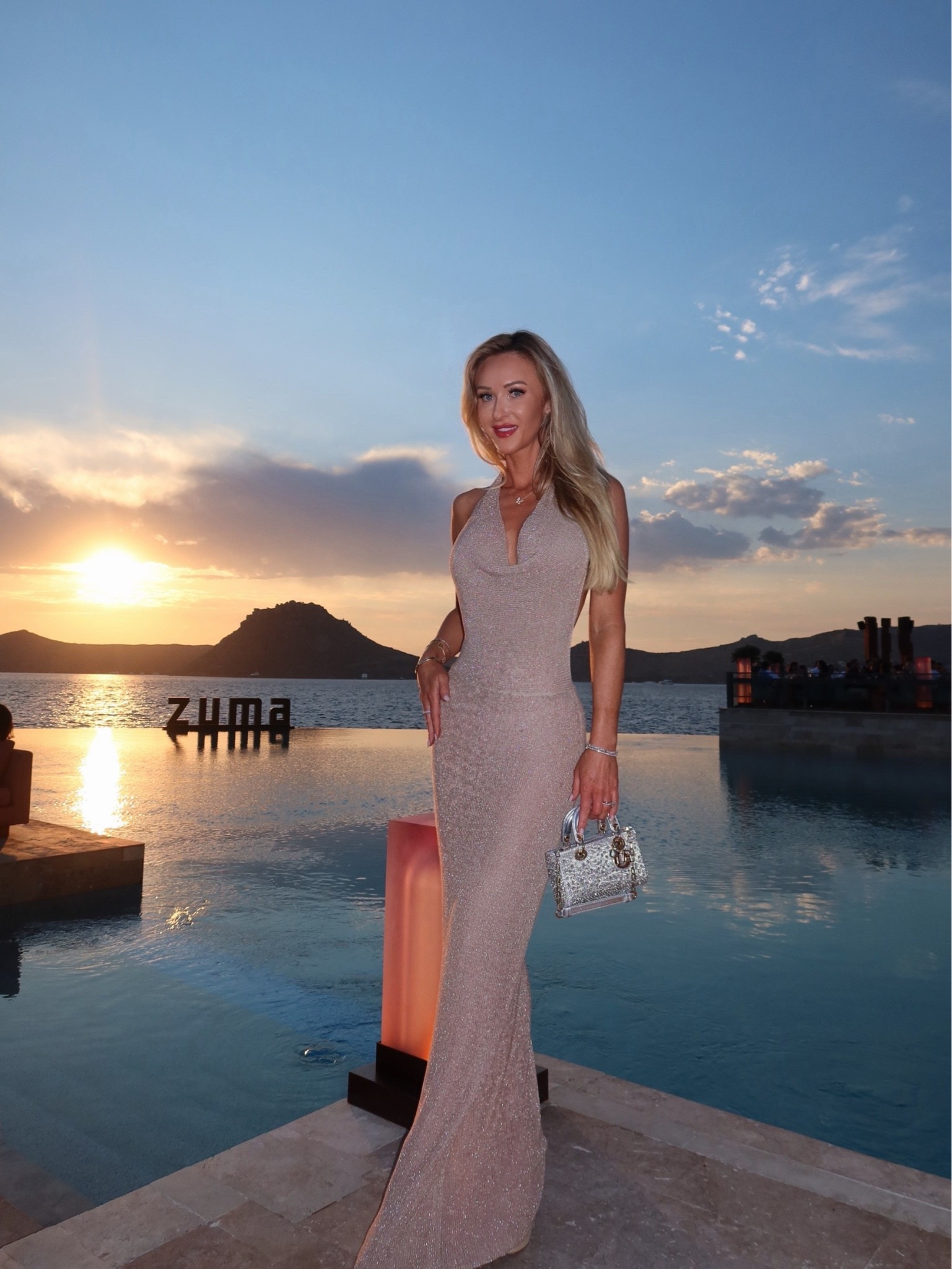 Backless halter neck sheer nude maxi dress; gold shimmery maxi dress under $80! Tall girl friendly; I’m wearing this with 5-6 inch heels and still hits the floor. 

vacation dress 
Low back 
Cowl neck 
Metallic dress

#LTKTall #LTKTravel #LTKSwim