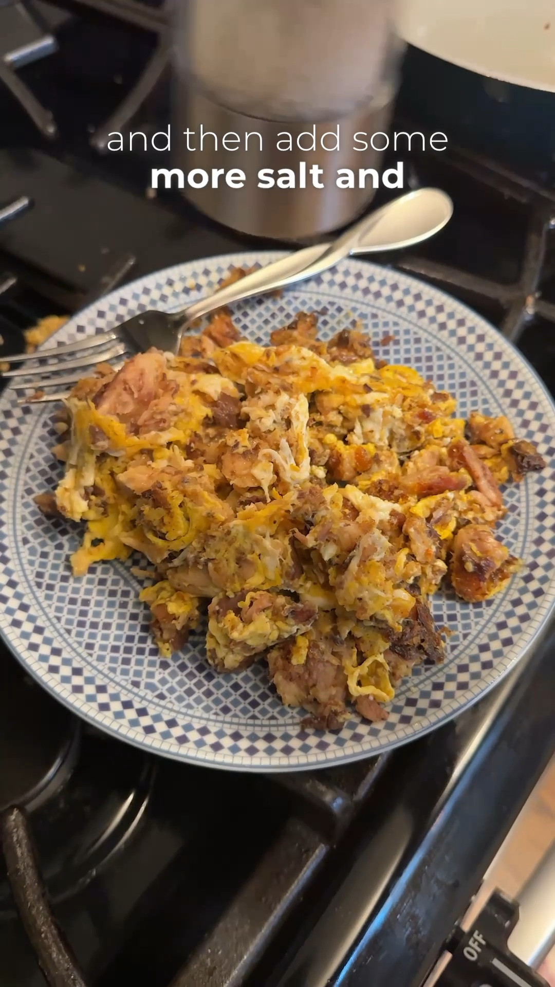 Today’s sardine recipe is sardines and eggs:

2 cans sardines
1 tbsp butter
2 large eggs
Sprinkle of garlic powder, salt, & pepper 

1. Heat butter in medium sized frying pan
2. Add sardines and cook for several minutes, moving them around the pan
3. Add eggs and scramble together with the sardines 
4. Add salt and spices
5. After about 3-5 minutes of cooking, remove from heat and allow to cool for a couple minutes before eating

#carnivore #carnivorediet #carnivorelifestyle #carnivorewoman #animalbased #meat #lchf #sardines #sardinefasting 