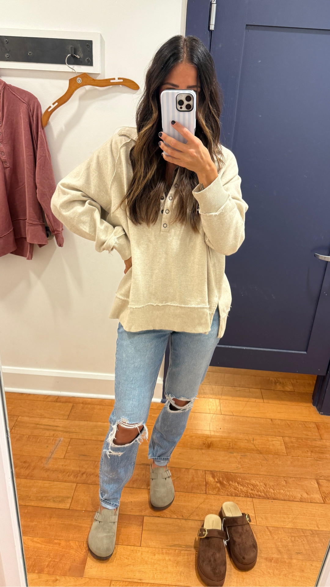 Fall shopping is in full gear and American Eagle is always one of my first stops! Plus they have some great sales going right now!

#LTKStyleTip #LTKSaleAlert #LTKFindsUnder50