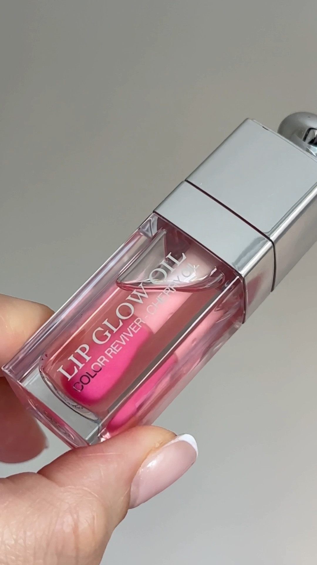The Dior Lip Glow Oil is gives lips a gorgeous sheen without any stickiness. It contains cherry oil which is super hydrating and is perfect to use before lipstick to prime lips or on top for a beautiful glossy finish. For those of you who don’t like the feeling of a lip gloss you’ll love this 👄💕🍒
Shade 001 Pink
•
•
•
•
•
•
•
•
•
•
•
Dior makeup , Dior beauty , pink makeup , lip oil , Dior products , trending makeup , viral makeup , luxury makeup, luxury brands, luxury beauty, fuller lips 

#LTKunder100 #LTKunder50 #LTKbeauty