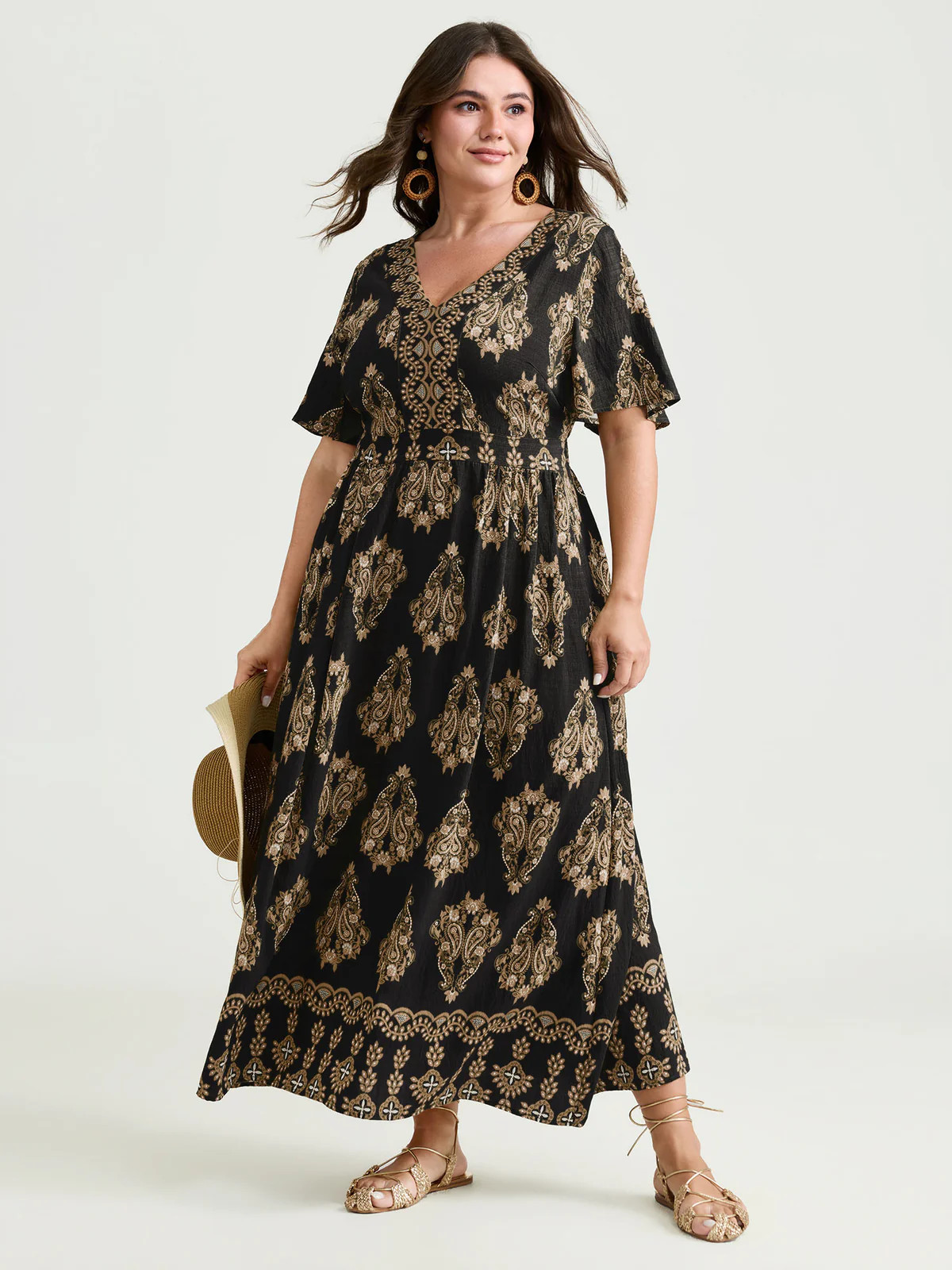 Paisley Print Pockets Shirred Waist Maxi Dress | Bloomchic