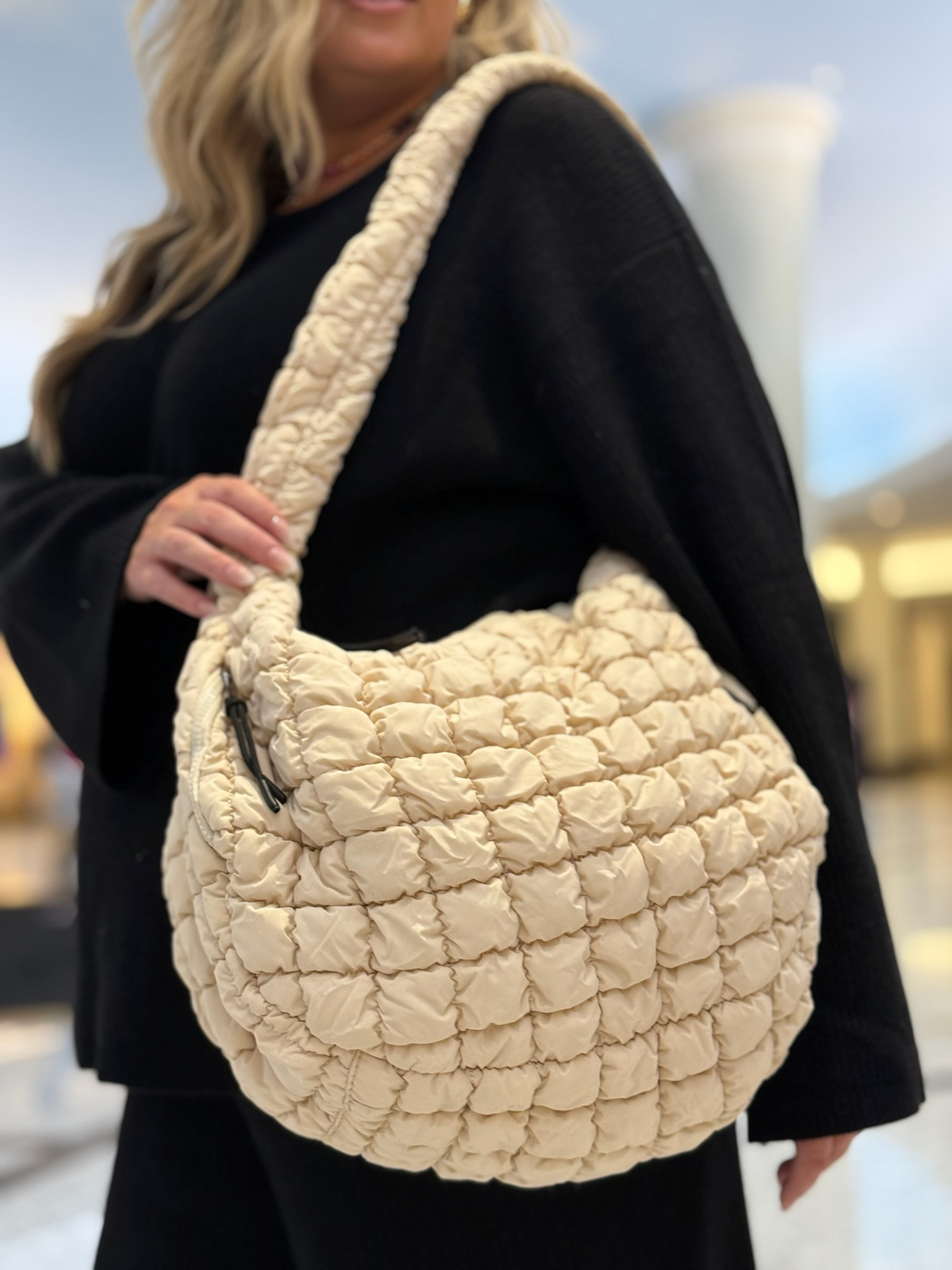 This bag is soooo easy and comfy! Reminds me of free people!


Free people dupe, tote bags, travel essentials, everyday bag

#LTKItBag #LTKTravel #LTKSeasonal