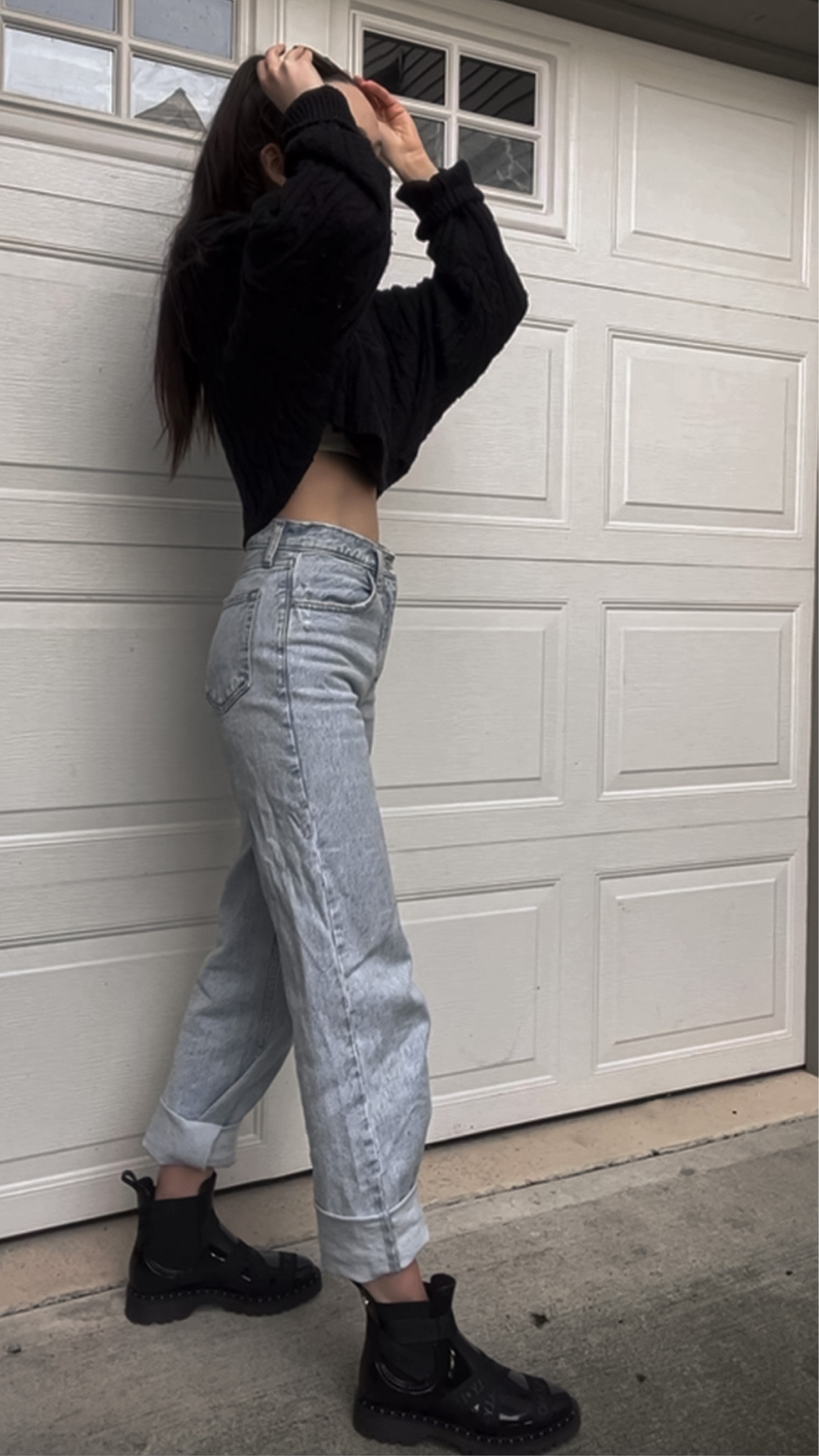 Cropped knit sweater with 90’s High-Rise jeans and black ankle boots 🤍

#LTKFind #LTKSeasonal #LTKU