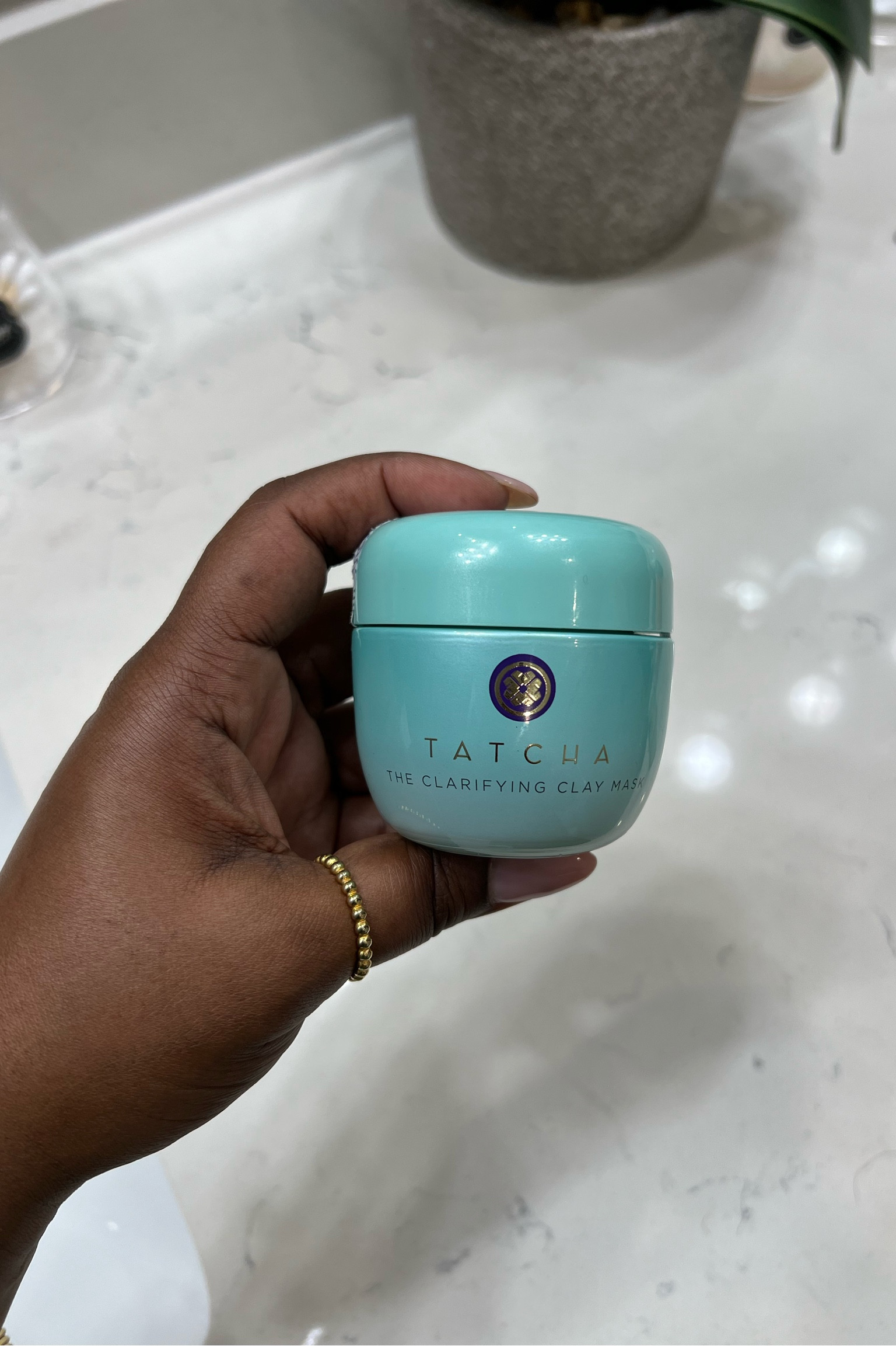 Tried this out, and my skin immediately felt smoother! The warming effect is a nice touch it really feels like it’s working to open up pores. After rinsing, my skin looked clearer and felt fresh without that tight, over-dried feeling. After 2 weeks, I noticed less oiliness and a more refined texture. Definitely a solid option if you’re looking to decongest your skin without stripping it!

#LTKbeauty #LTKskincare #LTKselfcare #LTKglow #LTKrefresh

#LTKBeauty #LTKFindsUnder100