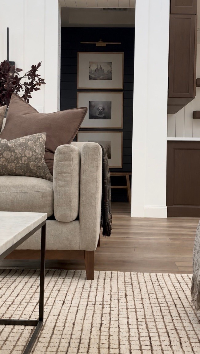 I love my new rug from rugs USA 

Check out my favorites

#LTKHome