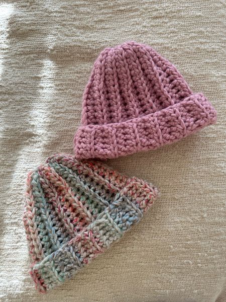 Crochet chunky knit beanies using Wool-blend super bulky yarn from Lion’s Ease🧶 #crochet #beanie 

#LTKSeasonal #LTKunder50 #LTKfit