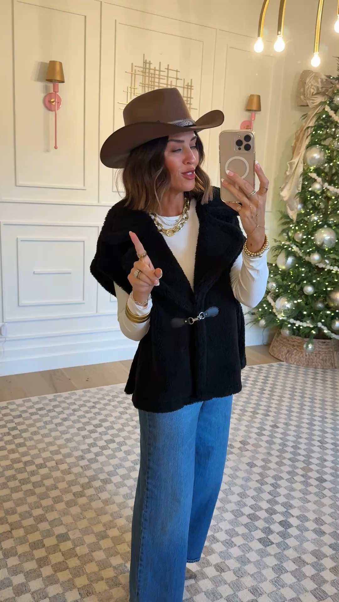 Black shearling vest - size S/M
Jeans - size 6



#LTKFindsUnder100 #LTKFindsUnder50 #LTKWorkwear