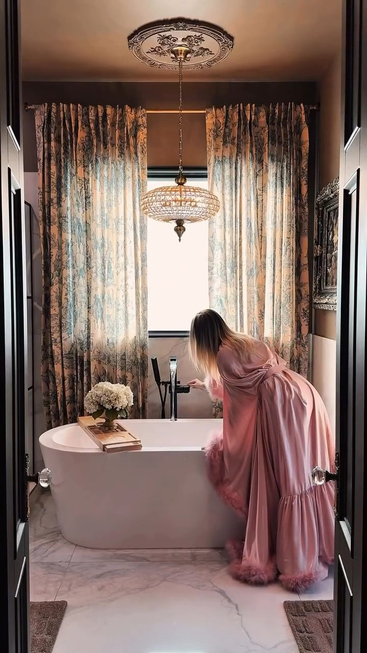 I'm telling you, once you start using the moody colors, you won't want to go back. No more builder grade and boring in this bathrom! 

 

#LTKmorningroutine #LTKHome #LTKBeauty