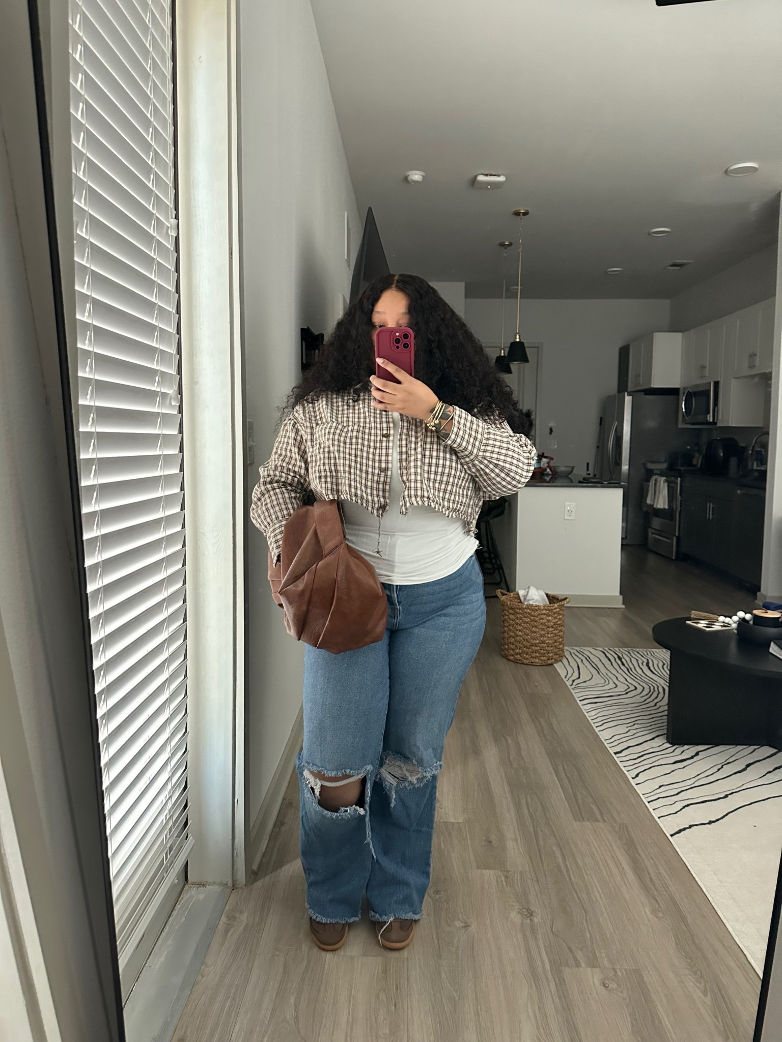 Jeans: Fashion Nova / Bag: Shein, Amazon, Tik Tok Shop

#LTKMidsize #LTKFindsUnder100 #LTKPetite
