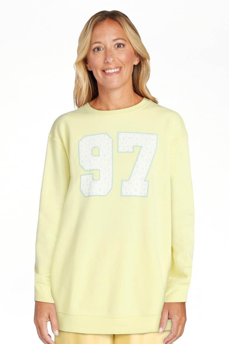 No Boundaries Oversized Graphic Sweatshirt, Midweight, Women's XXS-XXL | Walmart (US)