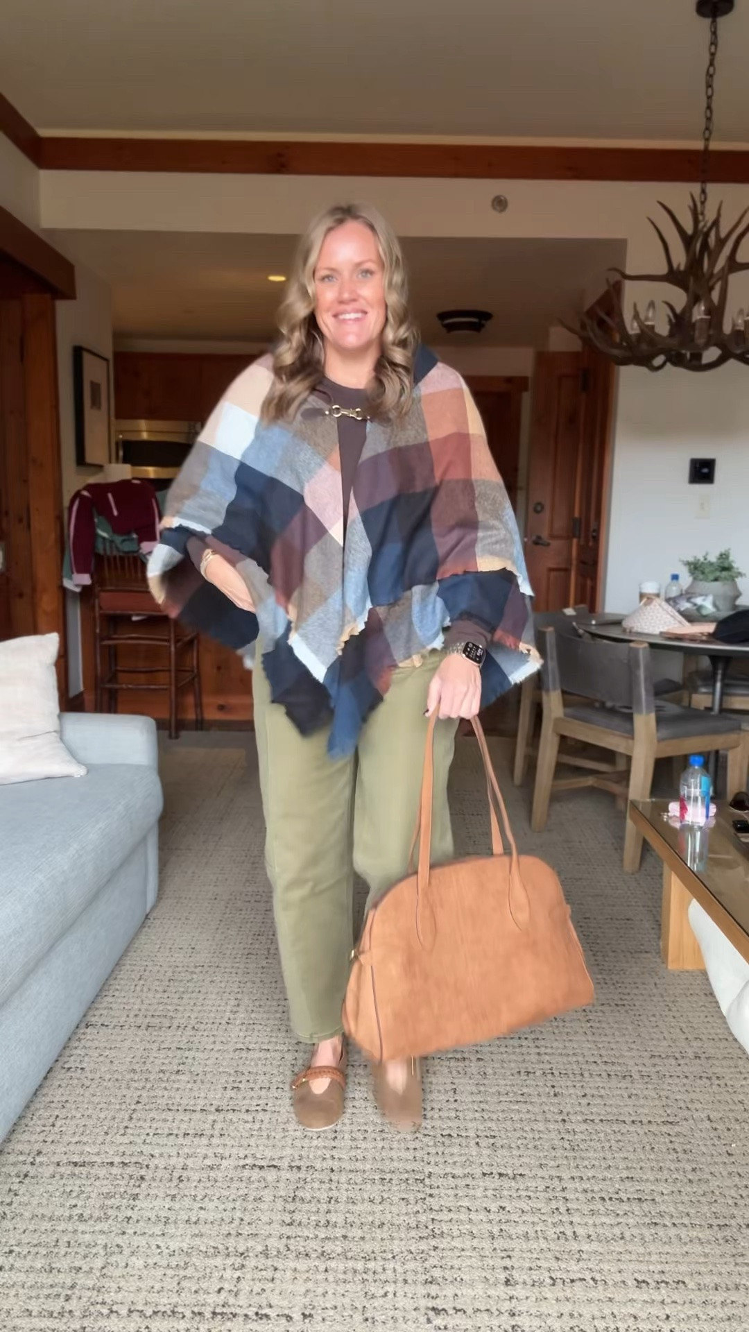 Fall outfits to explore Vermont!

Fall fashion sweaters denim jeans ballet flats tote bag

#LTKgrwm #LTKmomlife #LTKootd