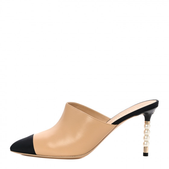 CHANEL Lambskin Grosgrain Cap Toe Pearl Mule 40 Beige Black | Fashionphile