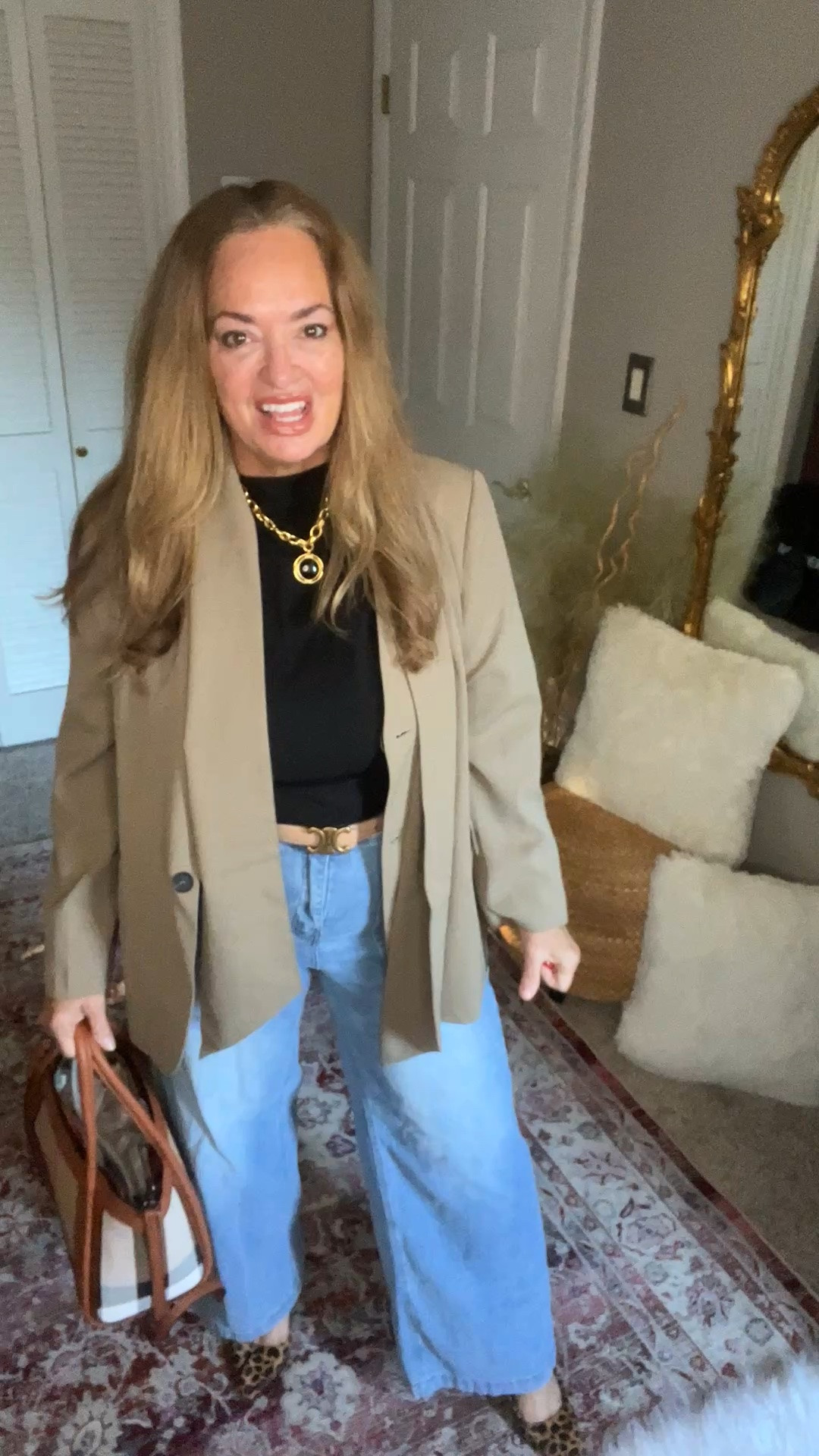 Blazer - matching scarf combo work wear appropriate updated patch pocket denim.
Fall
Fashion
Updated

Trending.