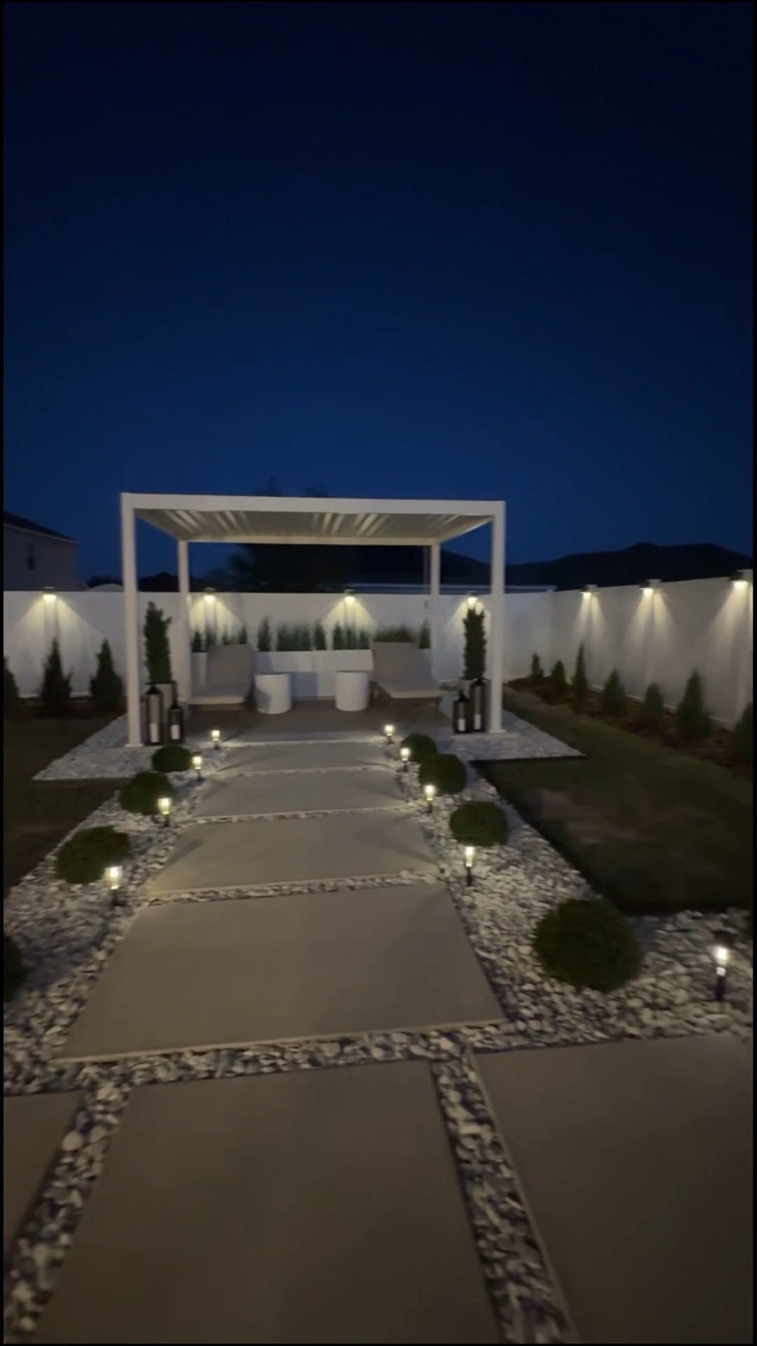 Backyard Solar Lights We’re Currently Using✨



# solar lights# backyard 

#LTKHome #LTKU #LTKSeasonal