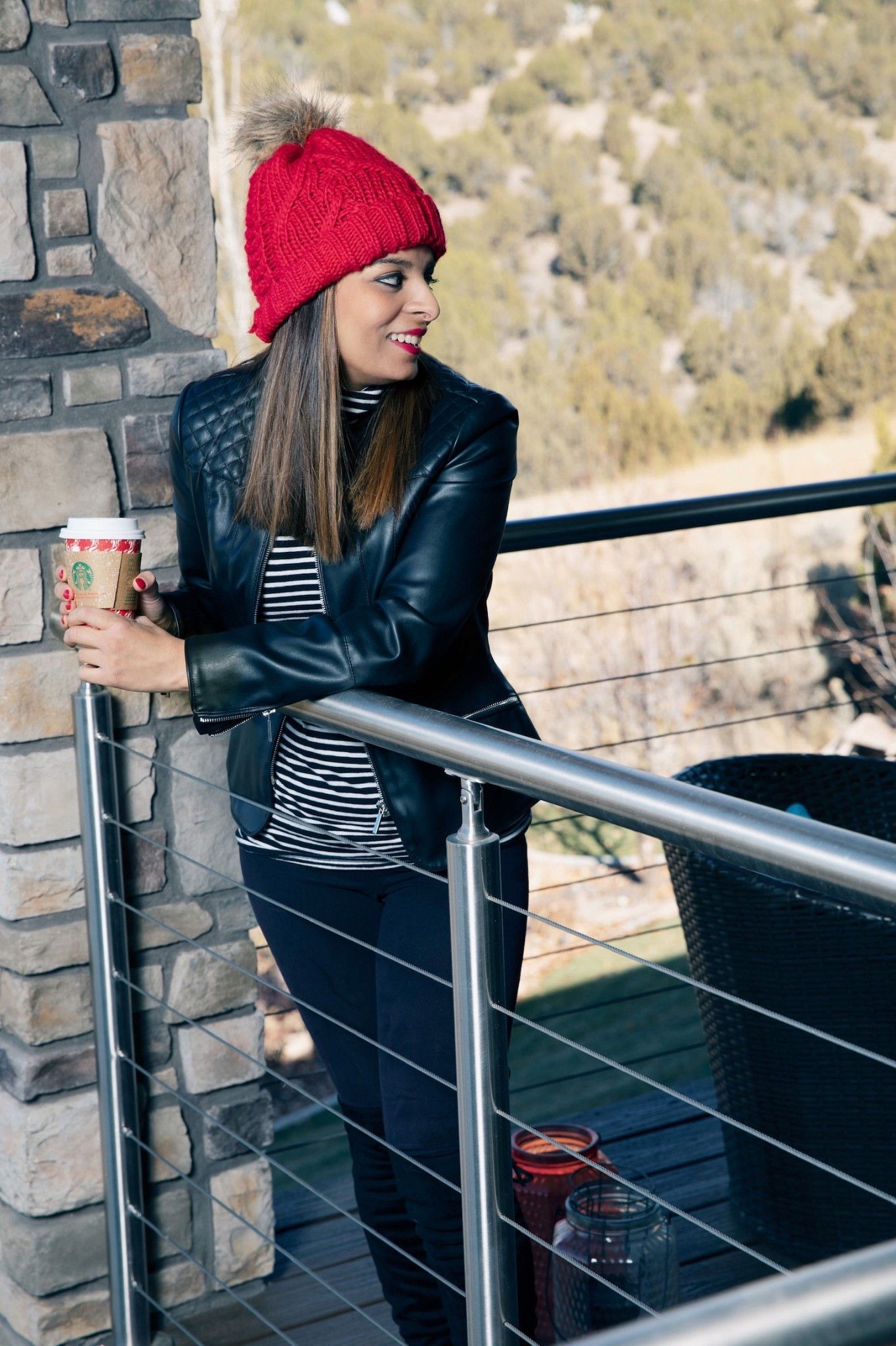Cozy coffee runs feel even better in a sleek faux-leather jacket ☕🖤
This piece instantly elevates any winter outfit—warm, chic, and so easy to style.
#stylewithkitty

#fauxleatherjacket #winterstyle #outerwearinspo #amazonfashionfinds #chiclayers #blackjacketstyle #coldweatheroutfit #winterwardrobe #trendypieces #styleinspo2025

#LTKootd #LTKFindsUnder100 #LTKBeauty
