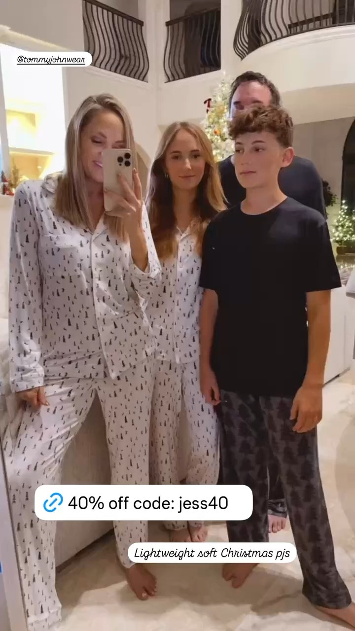 Tommy John family pajamas! 40% off with code jess40 😍

#LTKHoliday #LTKFindsUnder100 #LTKStyleTip