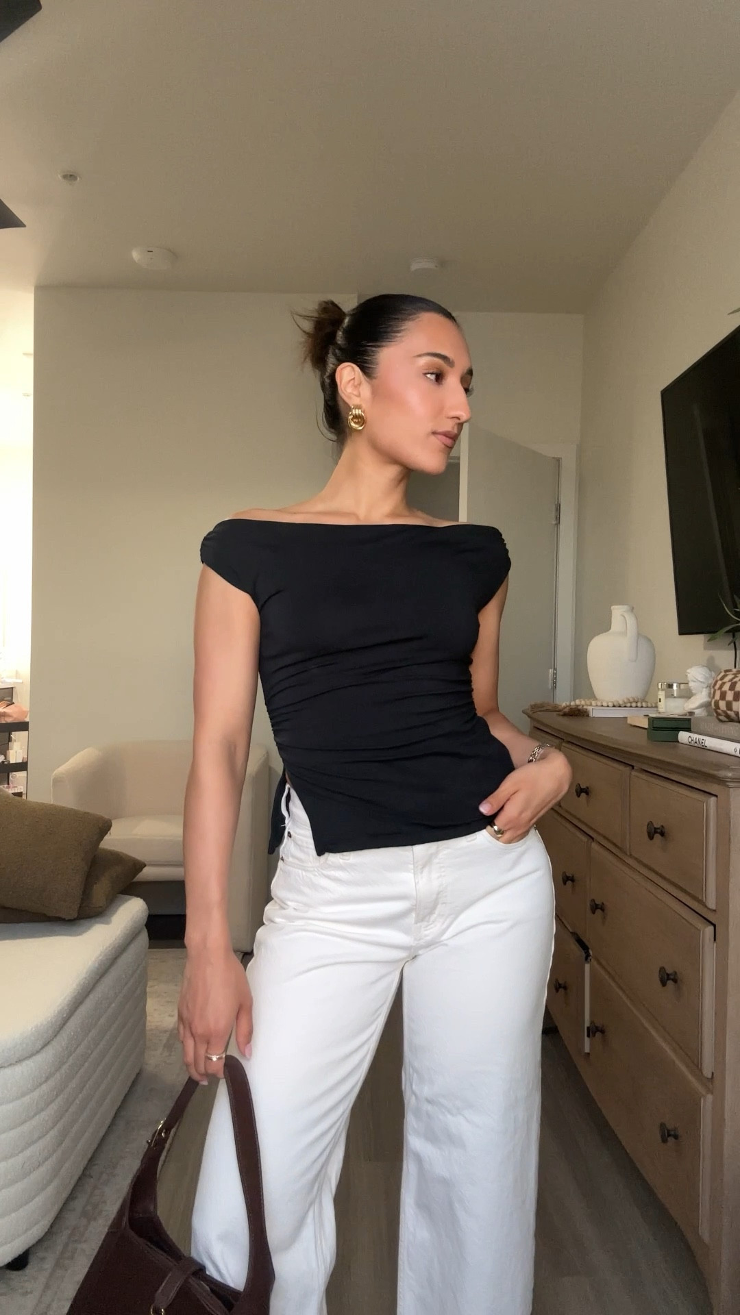 Casual date night outfit 🖤 top from Abercrombie is almost sold out, so I linked similar 🫶🏽 

#LTKFindsUnder50 #LTKStyleTip #LTKFindsUnder100