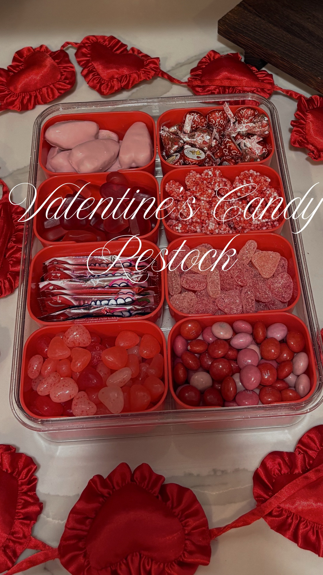 VALENTINES CANDY SNACKLE BOX
Let’s restock my valentines candy snack box with all the best goodies😋
#target #targetcandy #candy #candybox #snacklebox #candyrestock #valentinescandy #valentinescandybox #pinkandredcandy


#LTKOver40 #LTKfoodie #LTKValentine