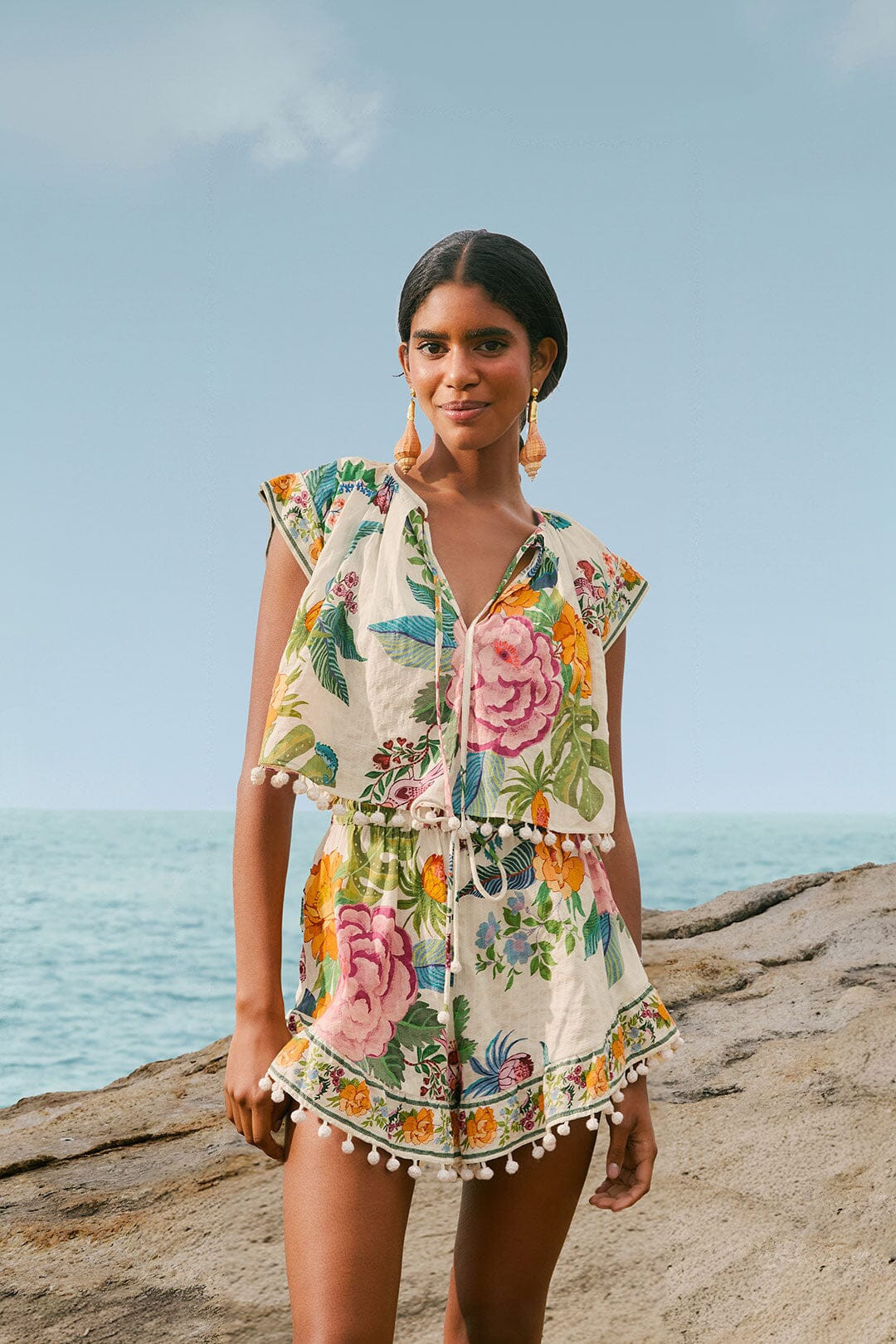 Off-White Sweet Bloom Blouse, SWEET BLOOM BOUQUET OFF-WHITE / XL | FarmRio (US)