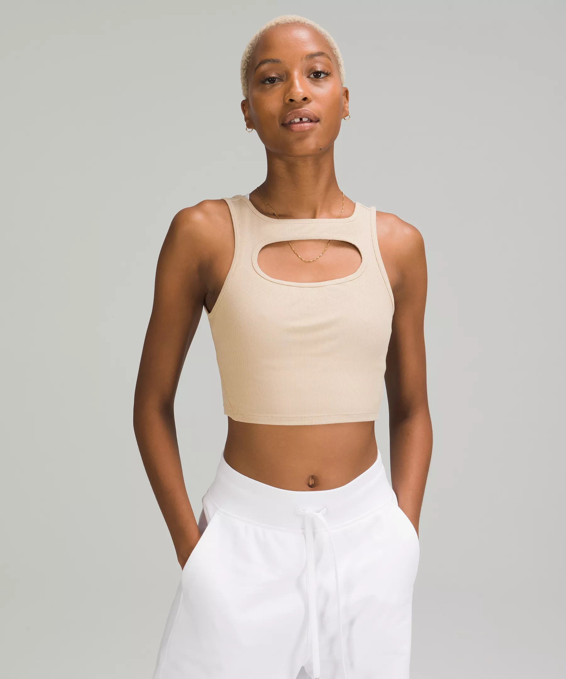 LA Front Cut-Out Crop Tank | Women's Tanks | lululemon | Lululemon (US)