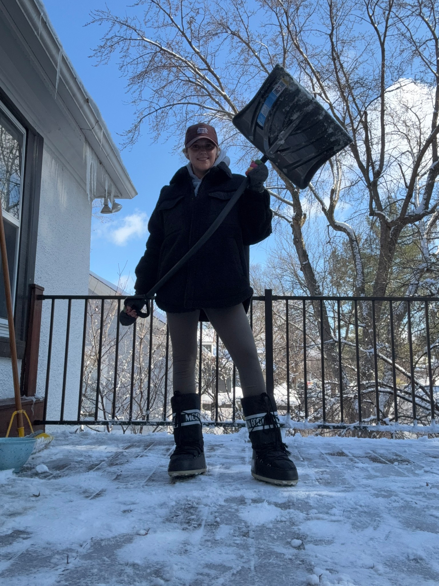 In case it’s still cold where you aree

#LTKSeasonal #LTKStyleTip #LTKFindsUnder100