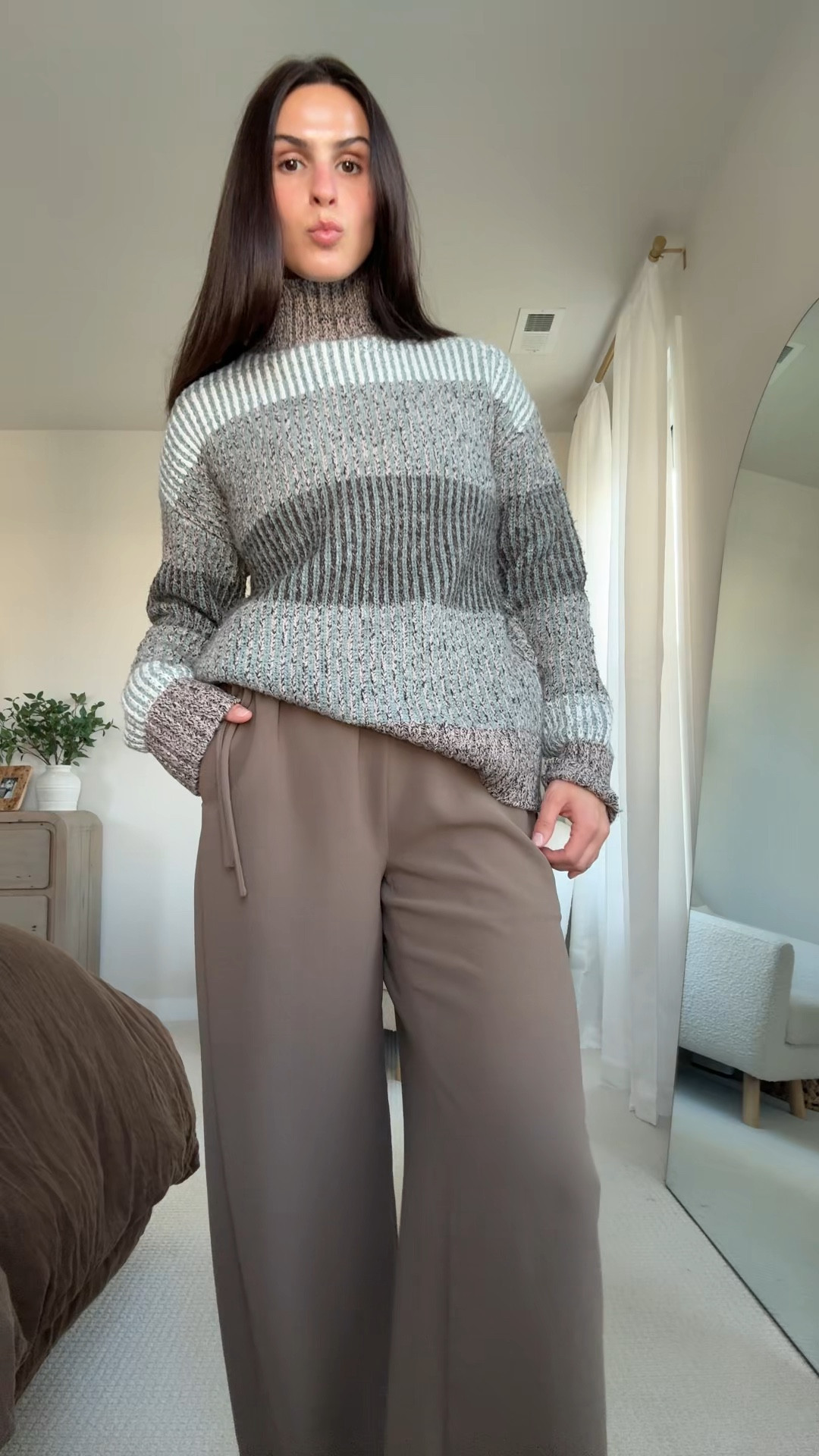 put these pants at the top of your list for the Aritiza Black Friday sale.. my most worn and favs 