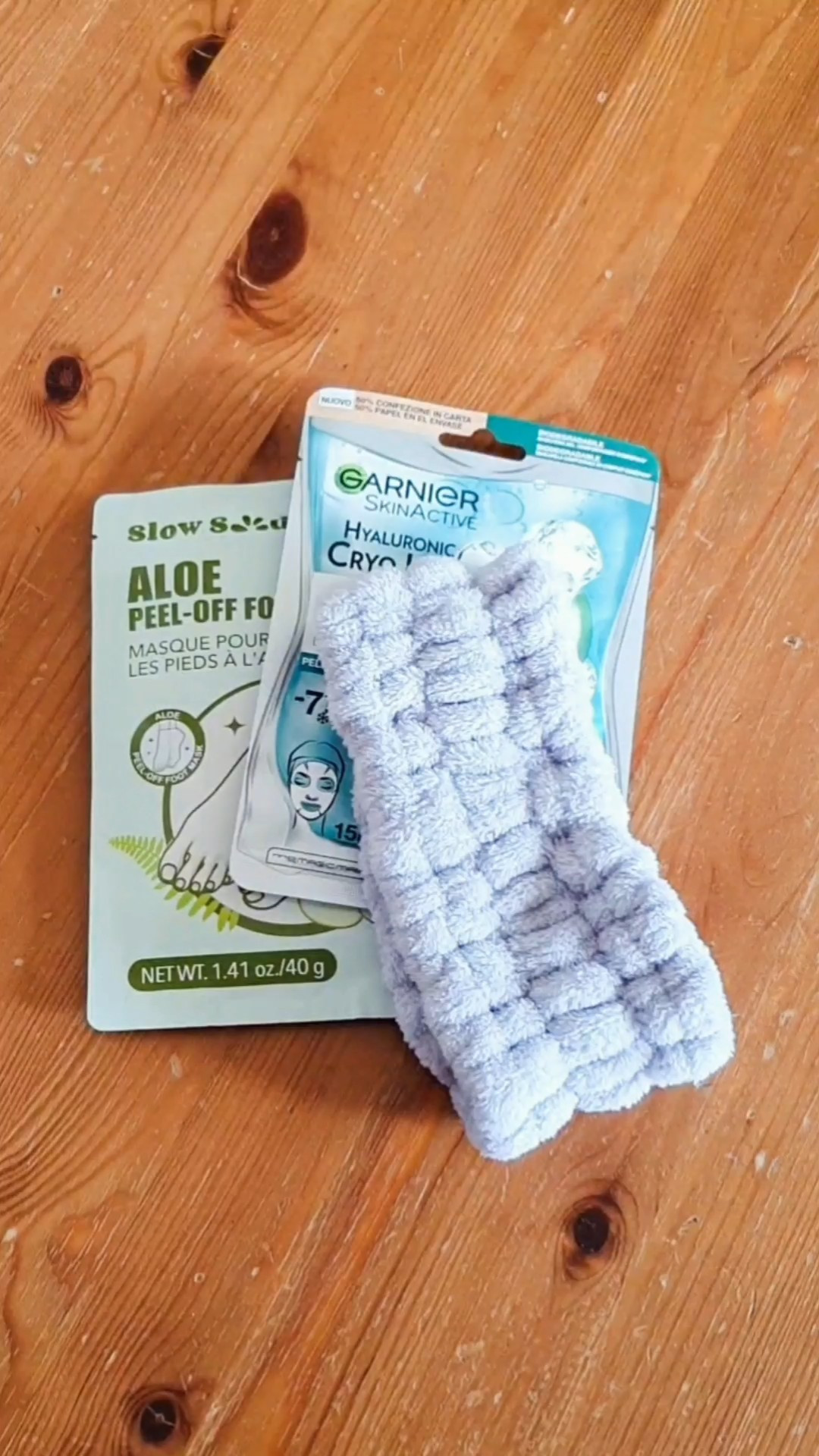 Quando, qualche mese fa, ho pubblicato un video in cui mostravo un rapidissimo riordino della casa fatto durante la lezione di ginnastica di Valentino, che dura un'ora, mi sono vista rispondere che non è giusto e che avrei dovuto usare quel tempo per rilassarmi. Il commento è stato poi cancellato, ma qui c'è la prova che anche io mi rilasso quando ho un'ora di tempo. Va bene così?

#LTKVideo #LTKbeauty #LTKeurope