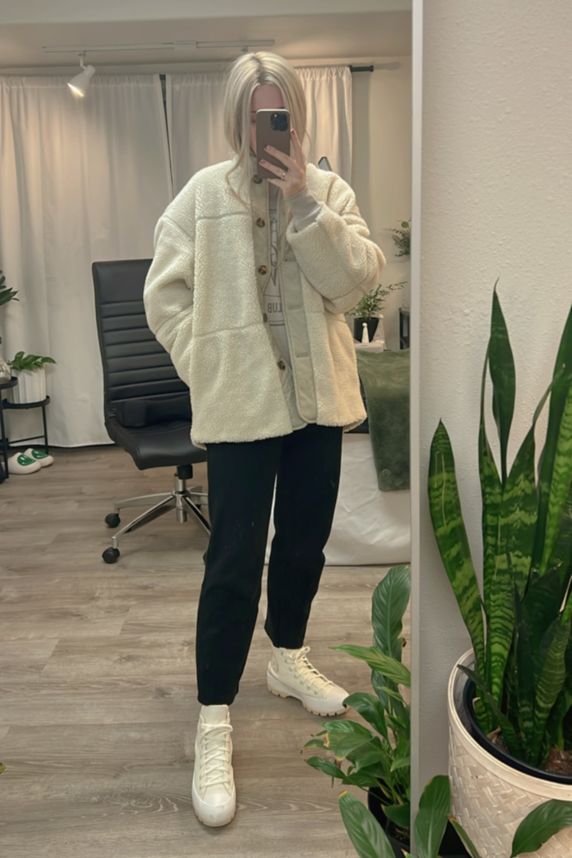 New converse. Always platforms  

#LTKHoliday #LTKfit #LTKGiftGuide