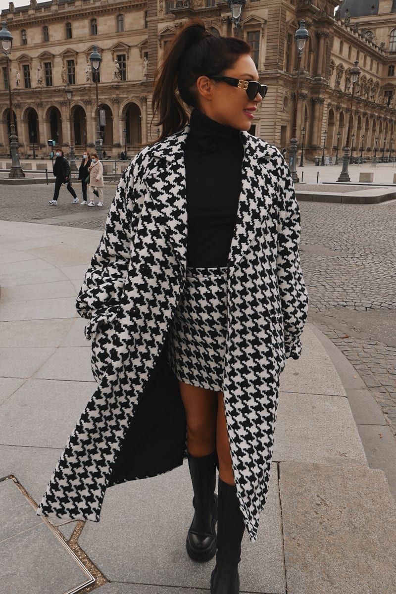 LORNA LUXE BLACK 'GABRIELLE' HOUNDSTOOTH OVERSIZED COAT WITH PLEATED BALLOON SLEEVE | In The Style (UK)