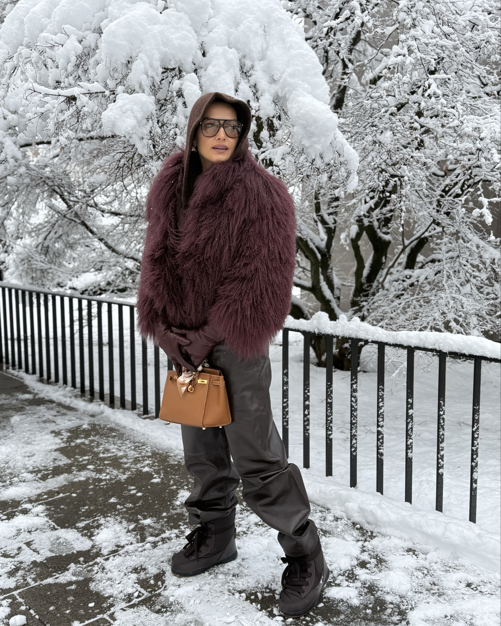 When the snow falls, I elevate.
Winter is not a season — it’s a runway.

#LTKeurope #LTKwinter #LTKstyletip