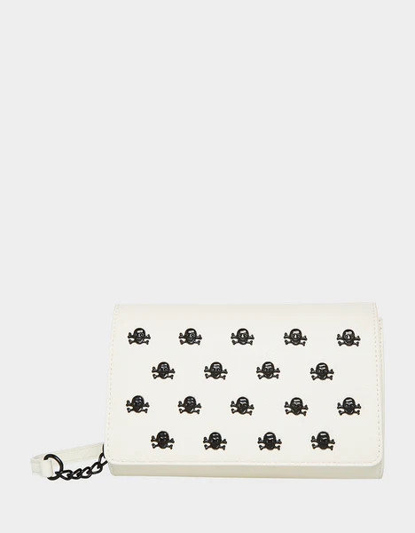 XO SKULL CROSSBODY WHITE | Betsey Johnson